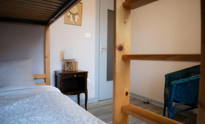 La chambre "Lucie", Grezieu-le-Marché, vers Saint-Martin-en-Haut, La Cour de Marius